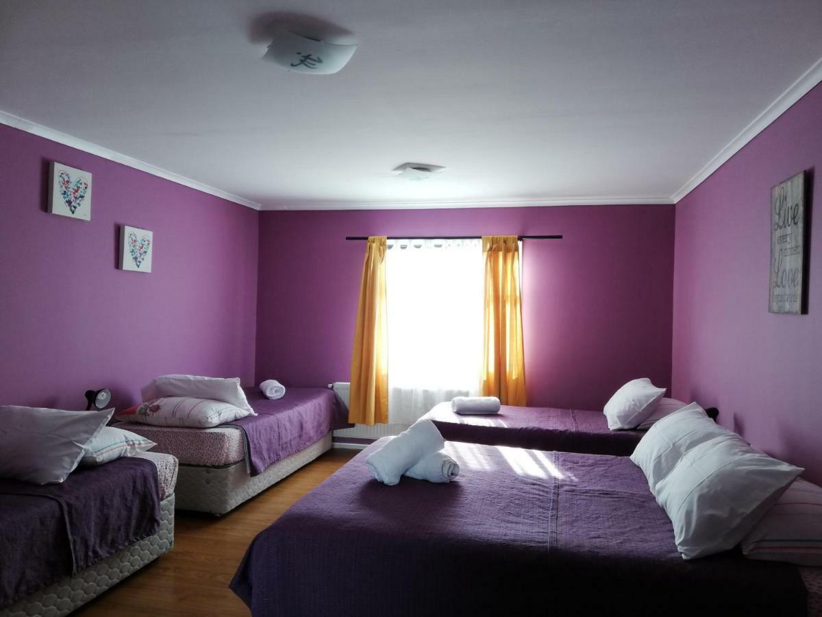 Hostal La Base Πουέρτο Νατάλες Εξωτερικό φωτογραφία